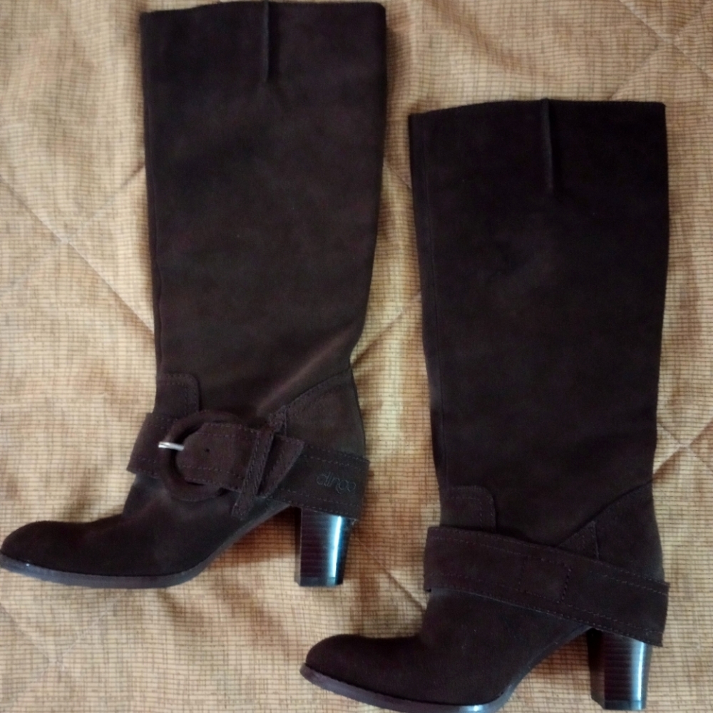 Dingo boots, size 6, color brown